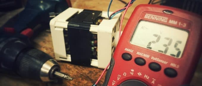 Multimeter for electronics