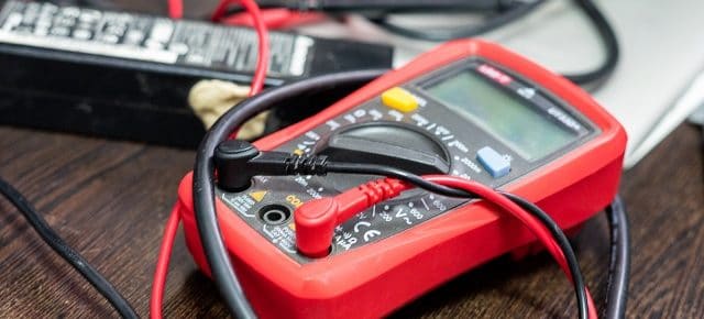 Multimeter for resistance measurement